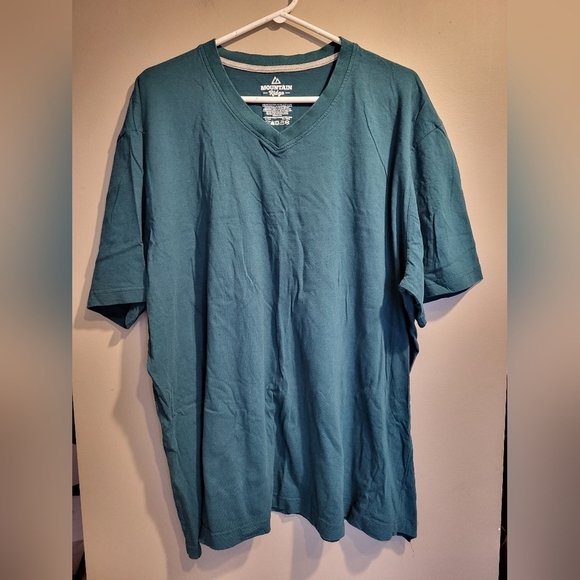 Set Of 3,  Mountain Ridge V-Neck Men's Tee Black/Blue/Green, Size 3XL - Picture 3 of 4